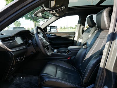 2022 Jeep Grand Cherokee Overland