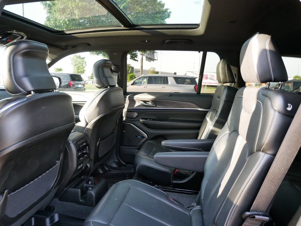 2022 Jeep Grand Cherokee L Overland