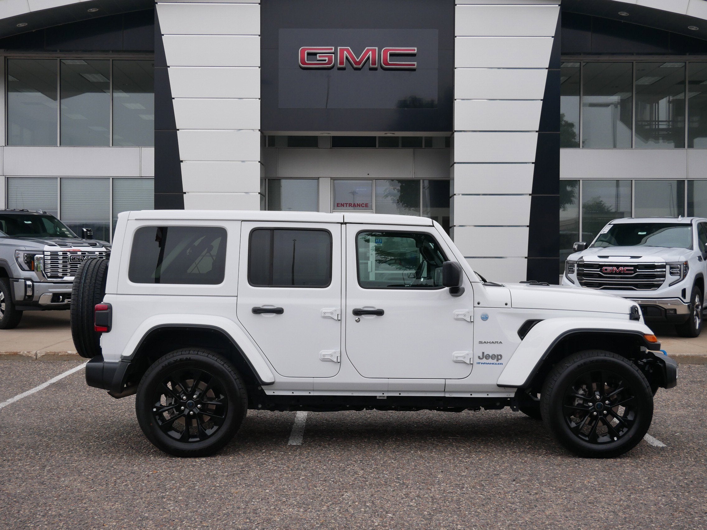 2024 Jeep Wrangler 4xe Sahara