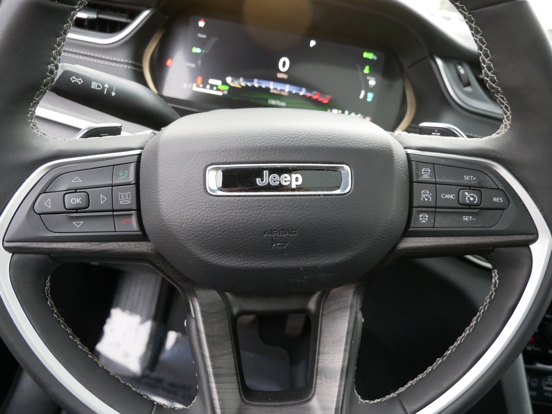 2025 Jeep Grand Cherokee 4xe 4DR 4WD