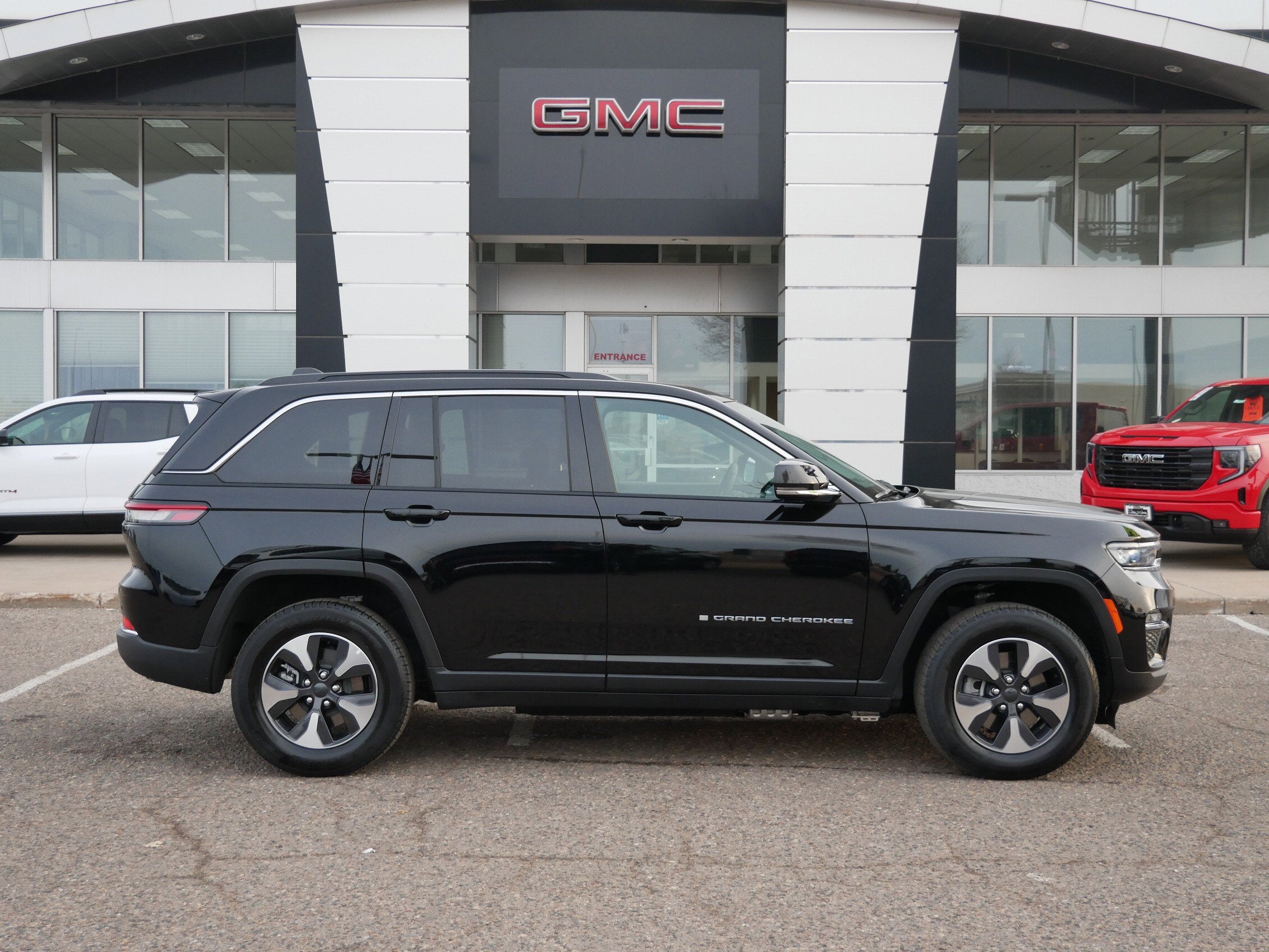 2025 Jeep Grand Cherokee 4xe 4DR 4WD