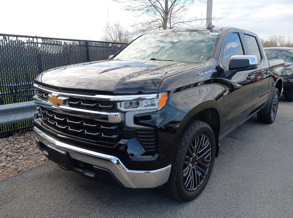 2022 Chevrolet Silverado 1500 LT (2FL)
