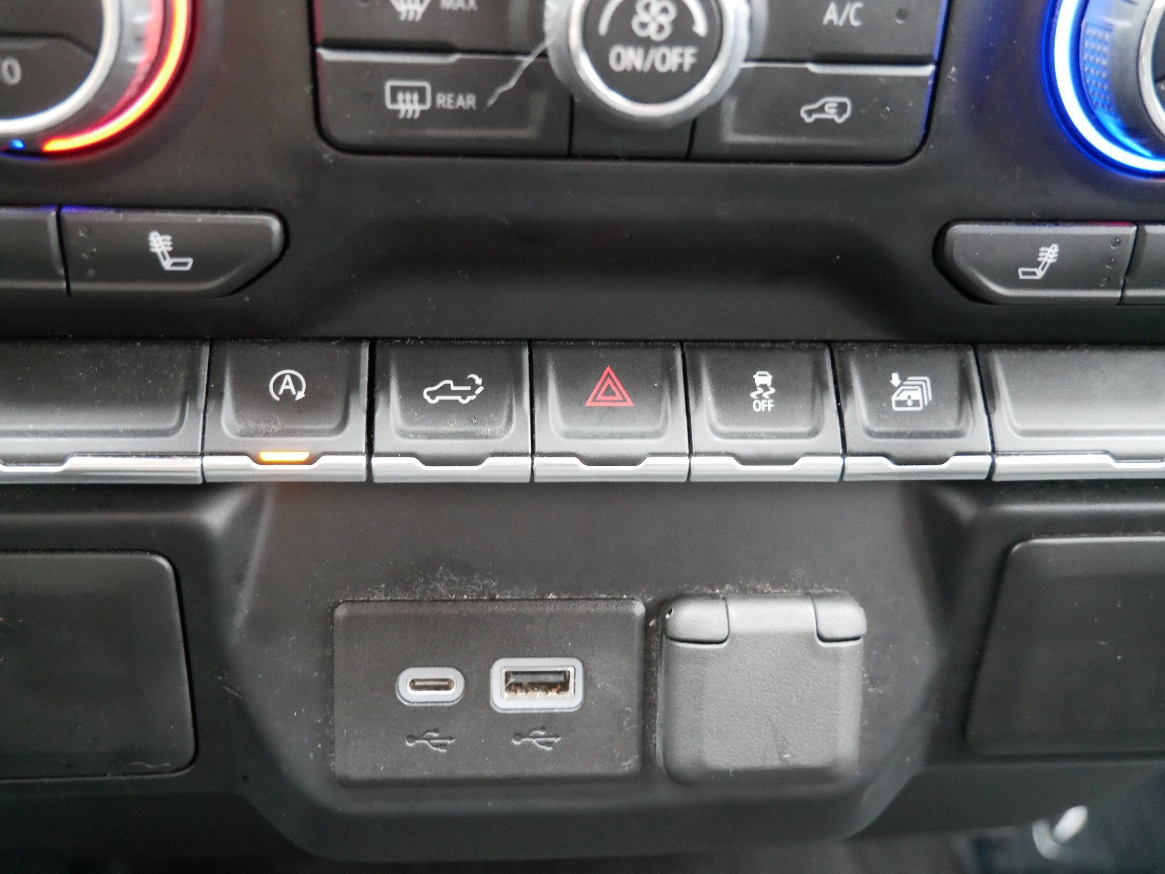 2022 Chevrolet Silverado 1500 LTD LT (2FL)