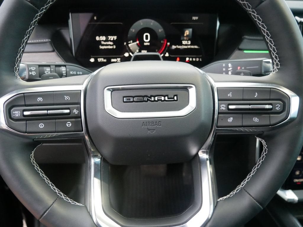 2025 GMC Acadia Denali