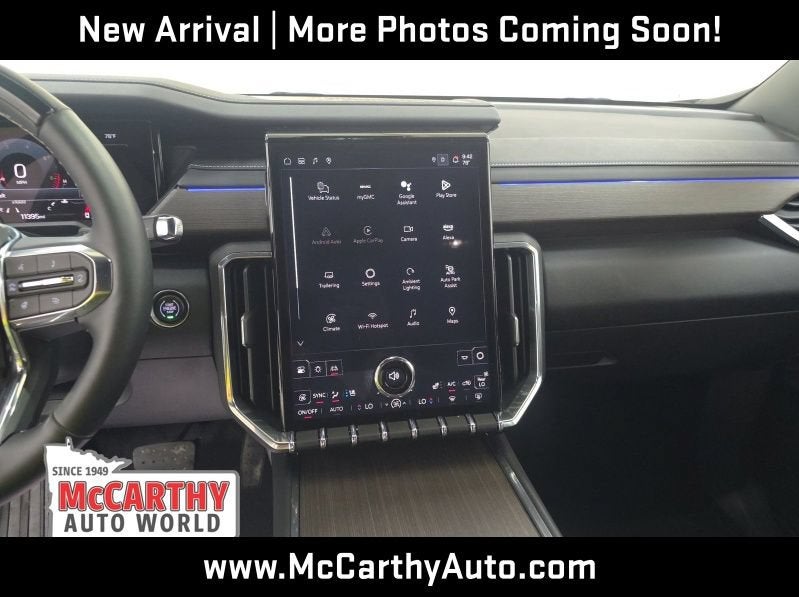 2025 GMC Acadia Denali