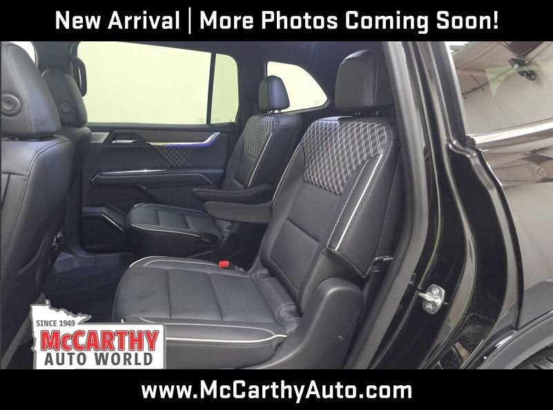 2025 GMC Acadia Denali