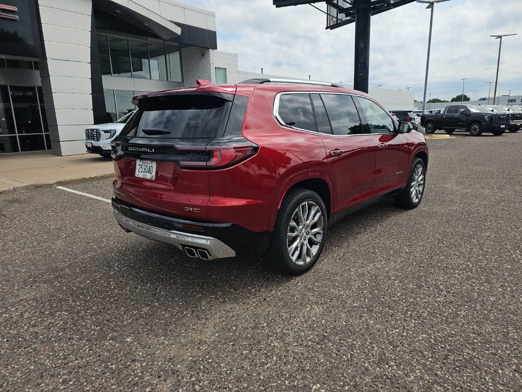 2025 GMC Acadia Denali
