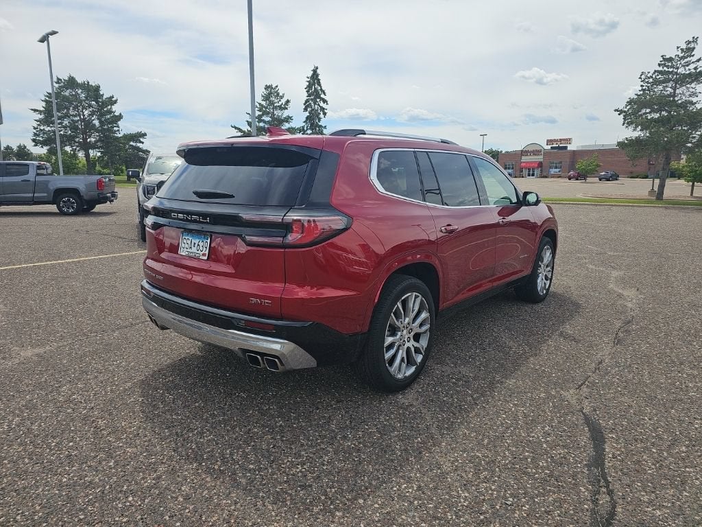 2025 GMC Acadia Denali