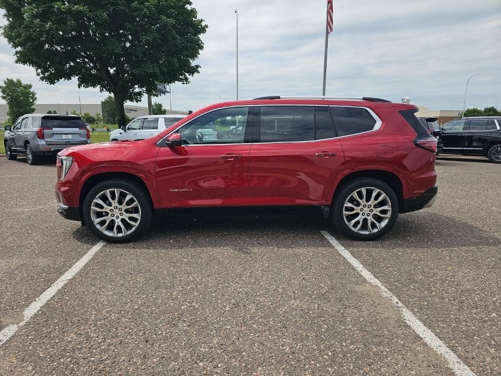 2025 GMC Acadia Denali