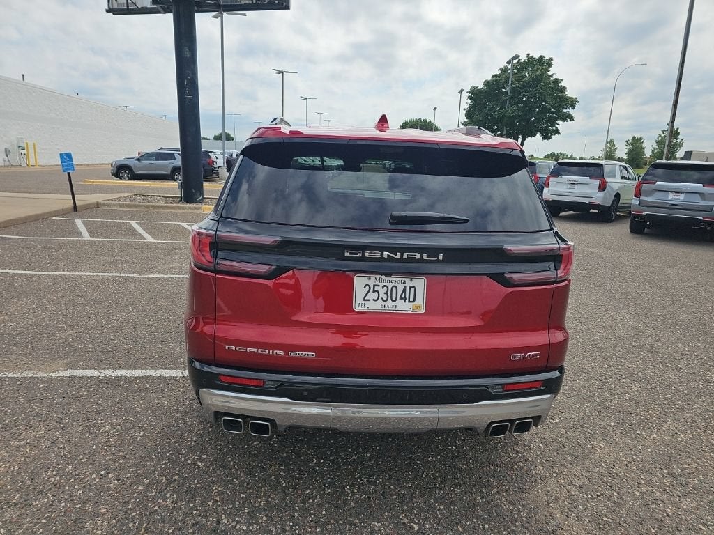 2025 GMC Acadia Denali