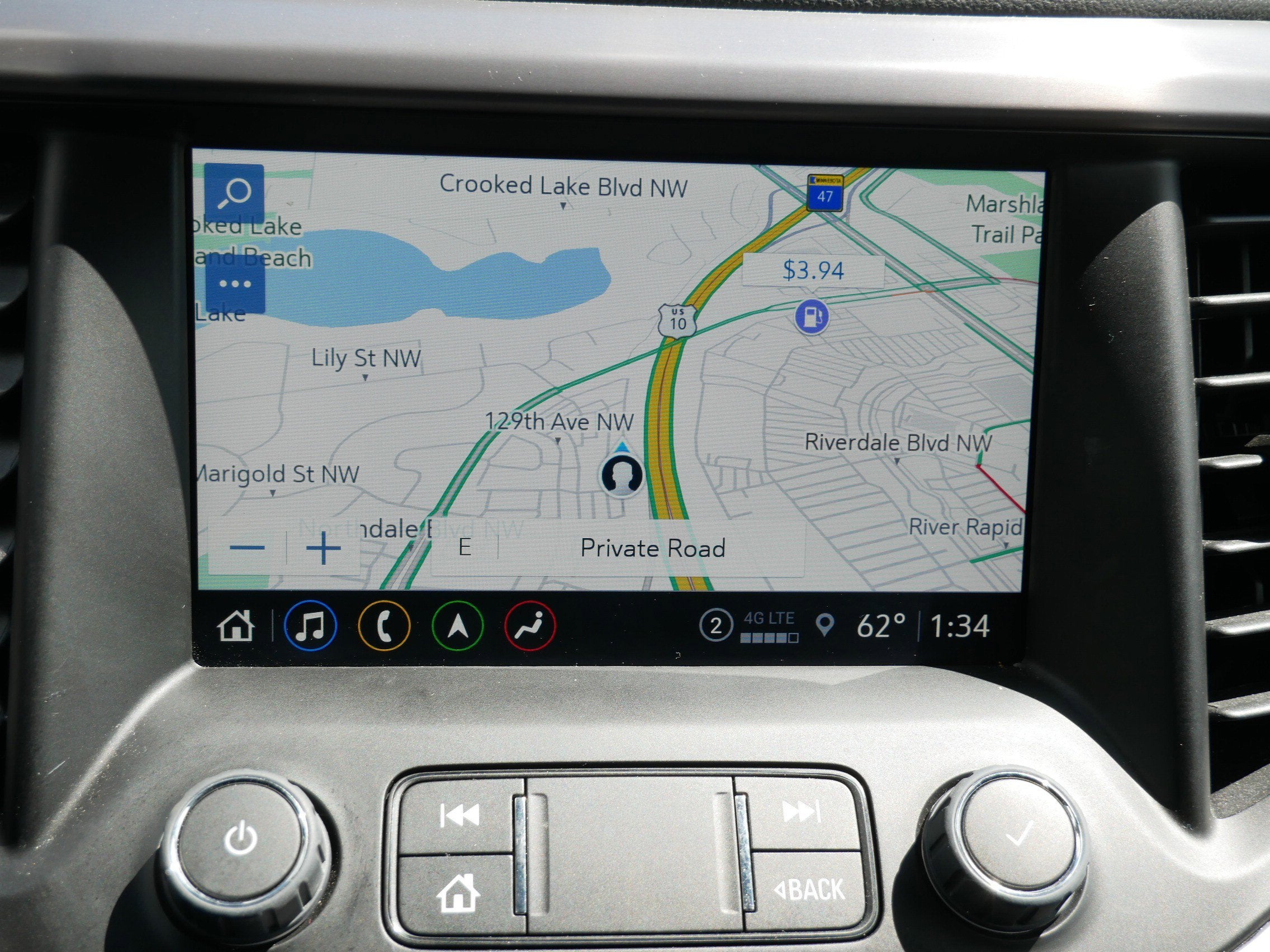 2023 GMC Acadia AT4
