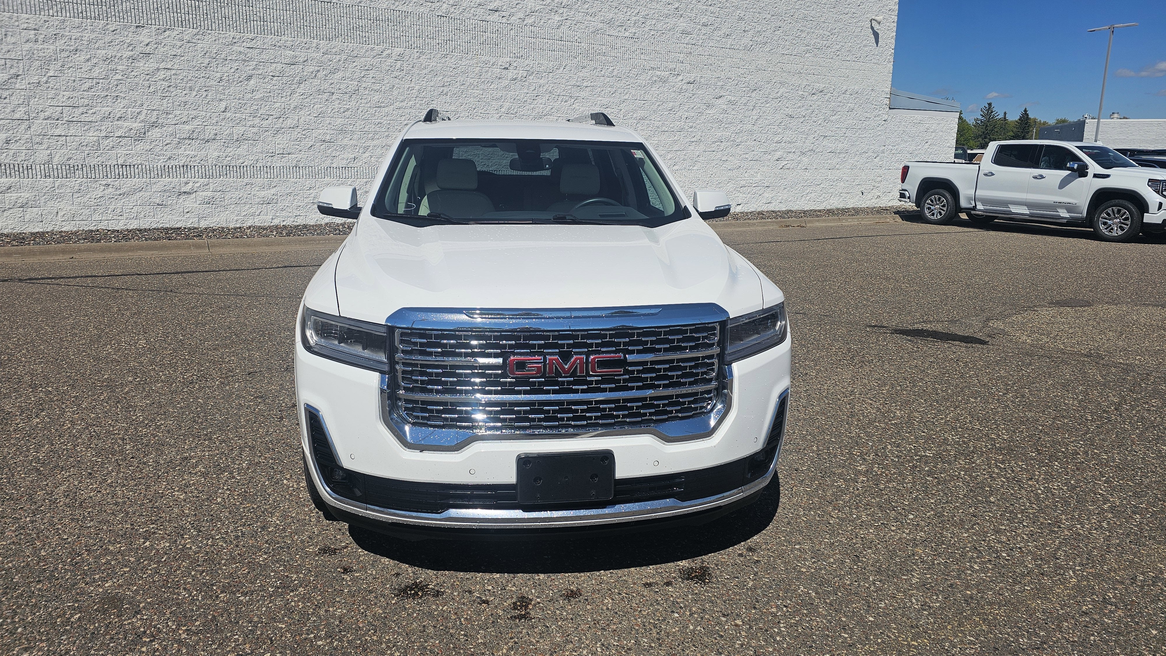 Used 2023 GMC Acadia Denali with VIN 1GKKNXLS0PZ213752 for sale in Minneapolis, Minnesota