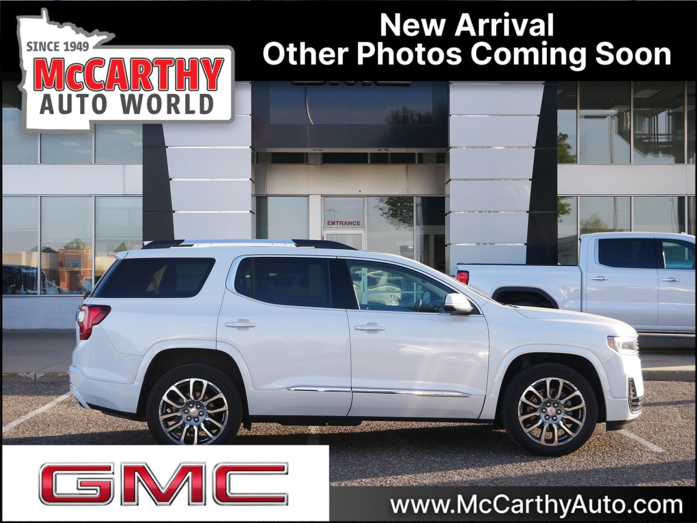 2023 GMC Acadia Denali