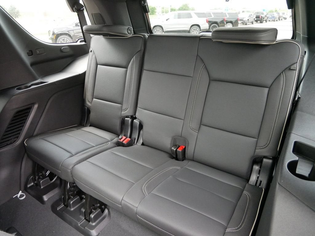 2026 GMC Yukon Elevation - Photo 8