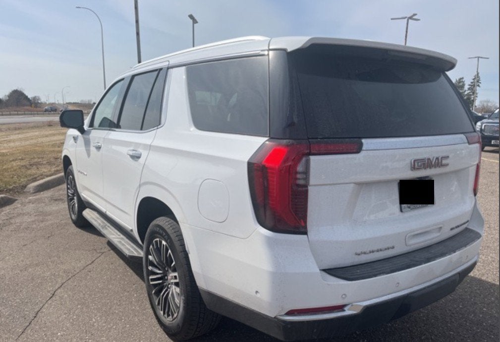2025 GMC Yukon Elevation