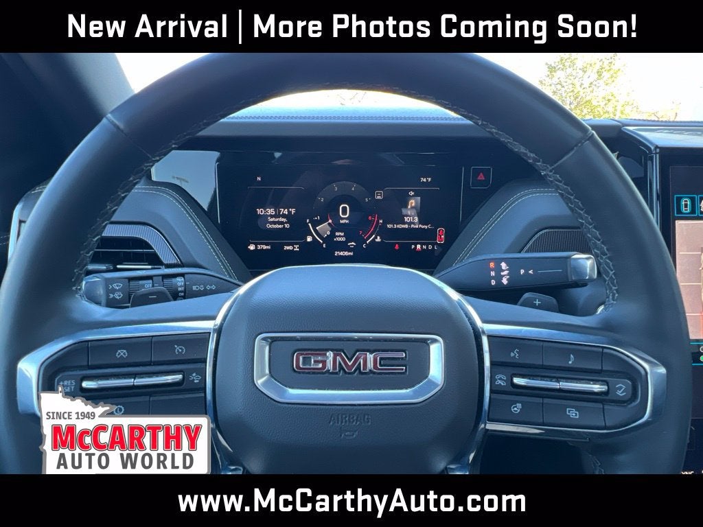 2025 GMC Yukon Elevation
