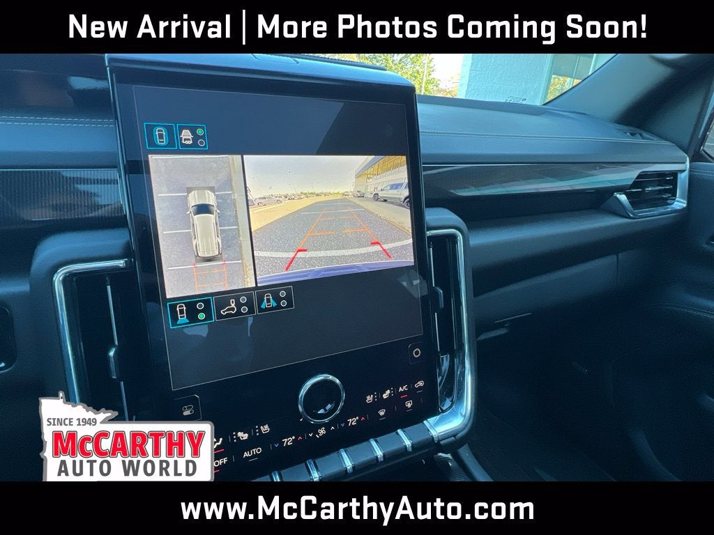 2025 GMC Yukon Elevation
