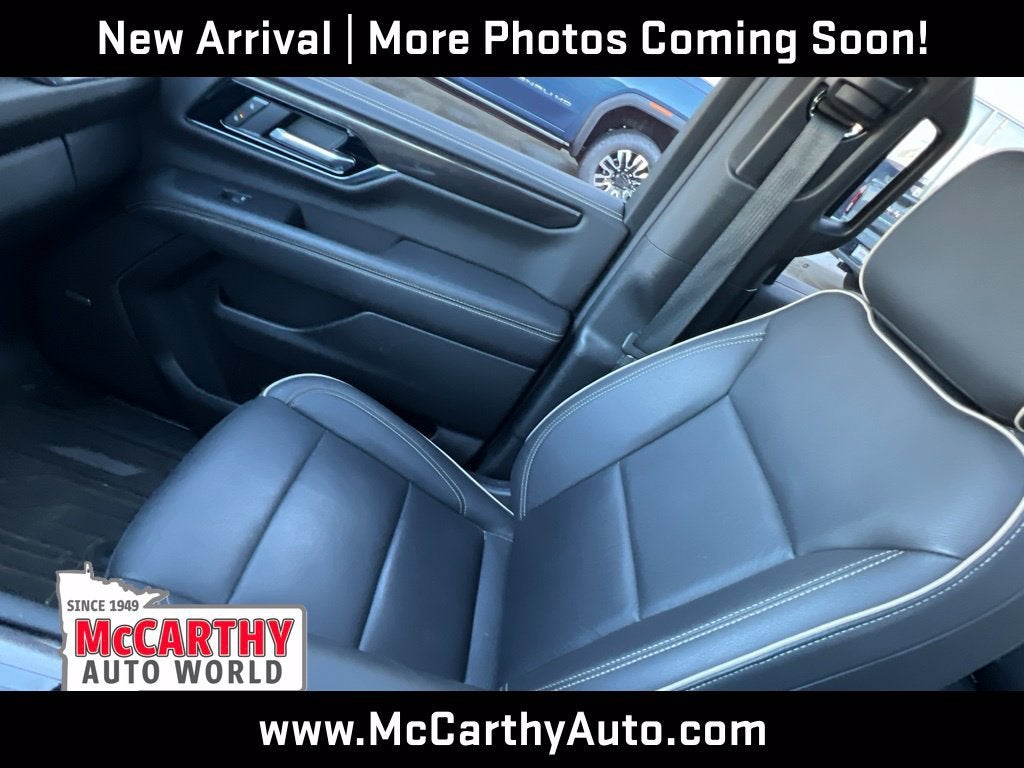 2025 GMC Yukon Elevation