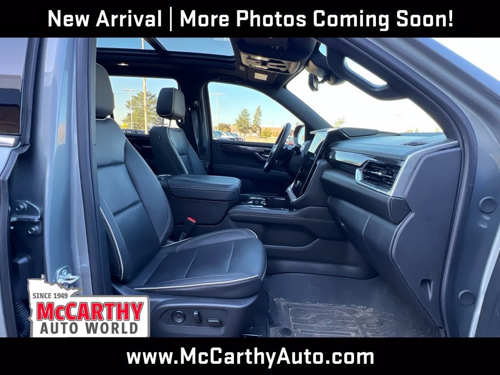2025 GMC Yukon Elevation