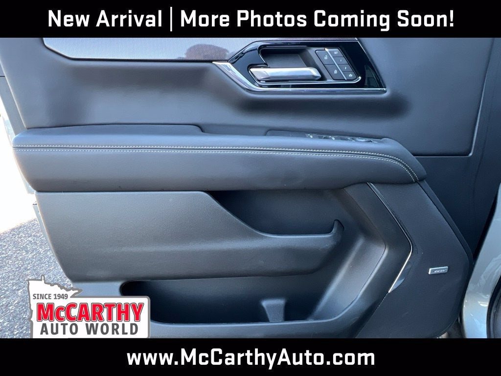 2025 GMC Yukon Elevation