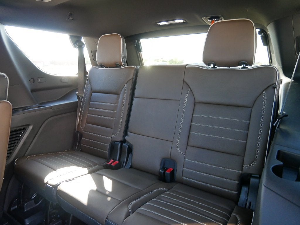 2027 GMC Yukon Denali Ultimate