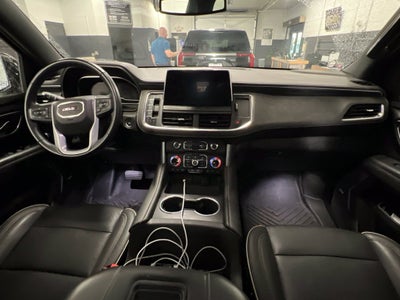 2023 GMC Yukon XL SLT
