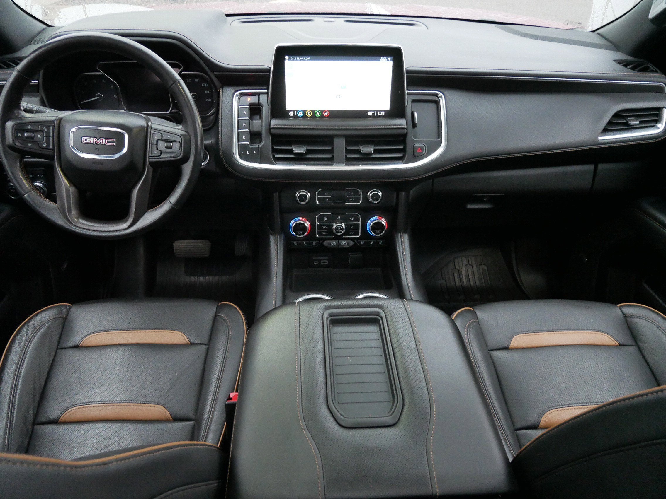 2021 GMC Yukon XL AT4