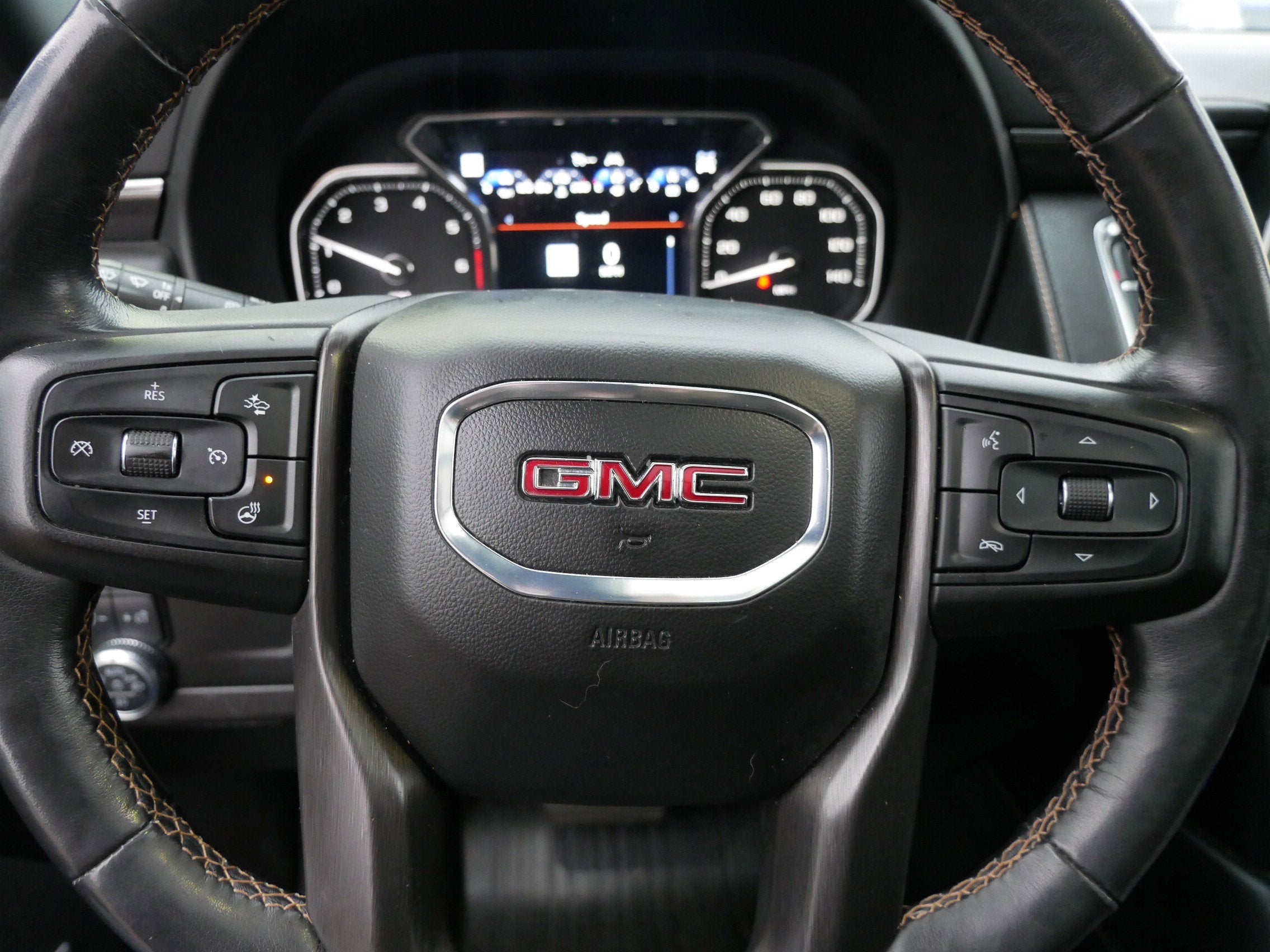 2021 GMC Yukon XL AT4