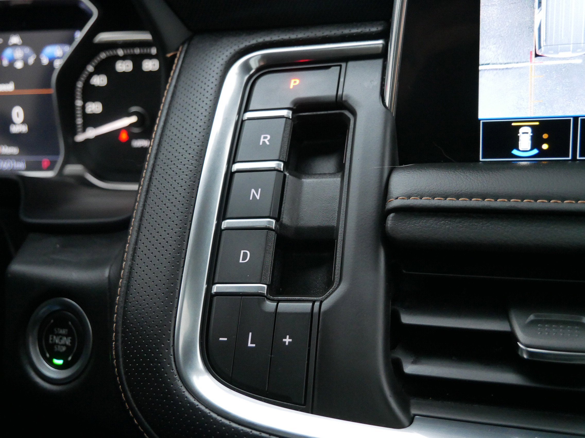 2021 GMC Yukon XL AT4