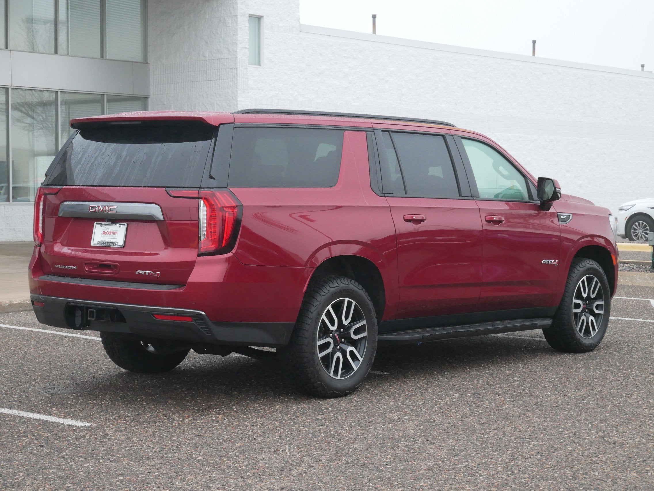 2021 GMC Yukon XL AT4