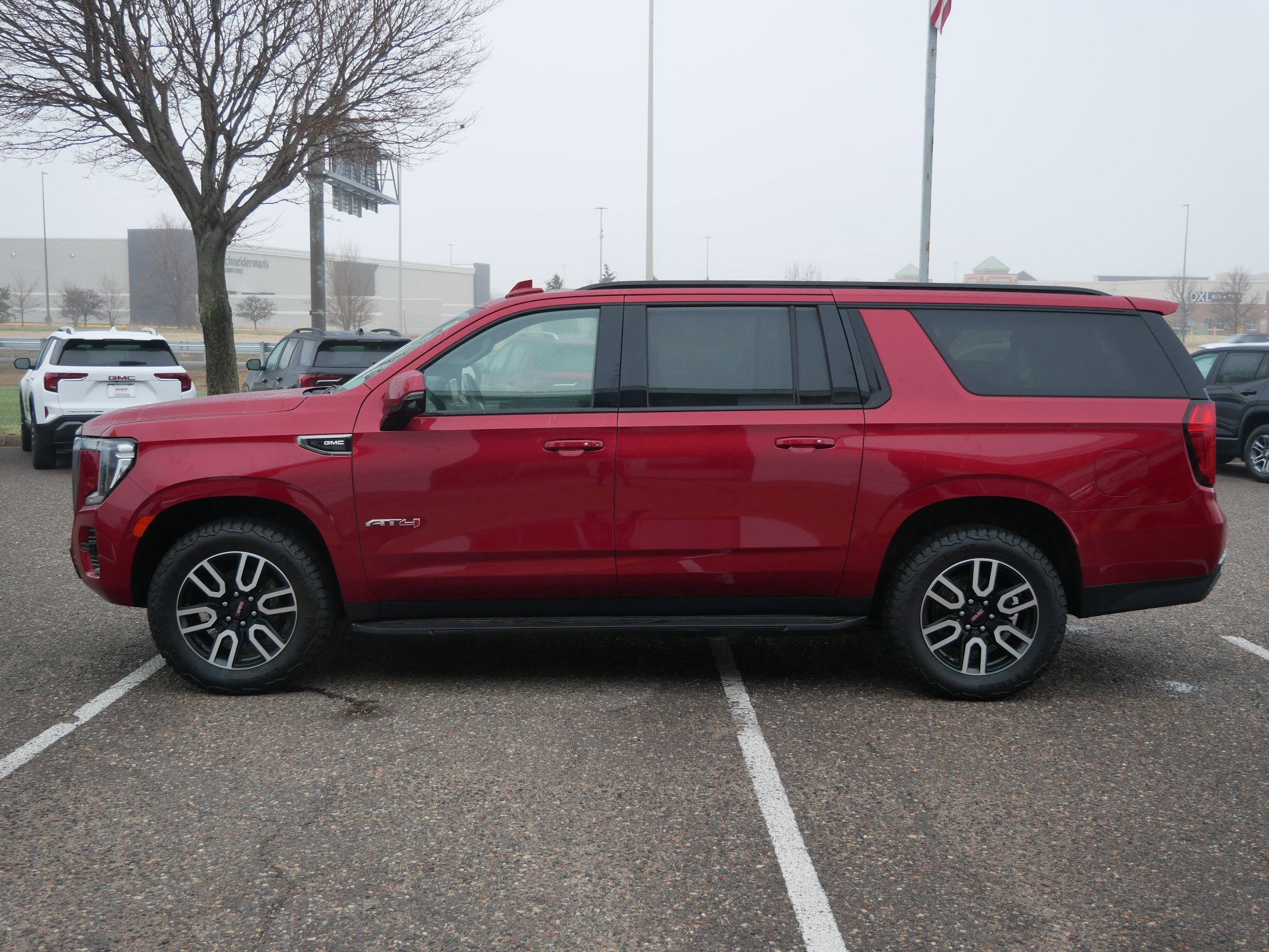 2021 GMC Yukon XL AT4