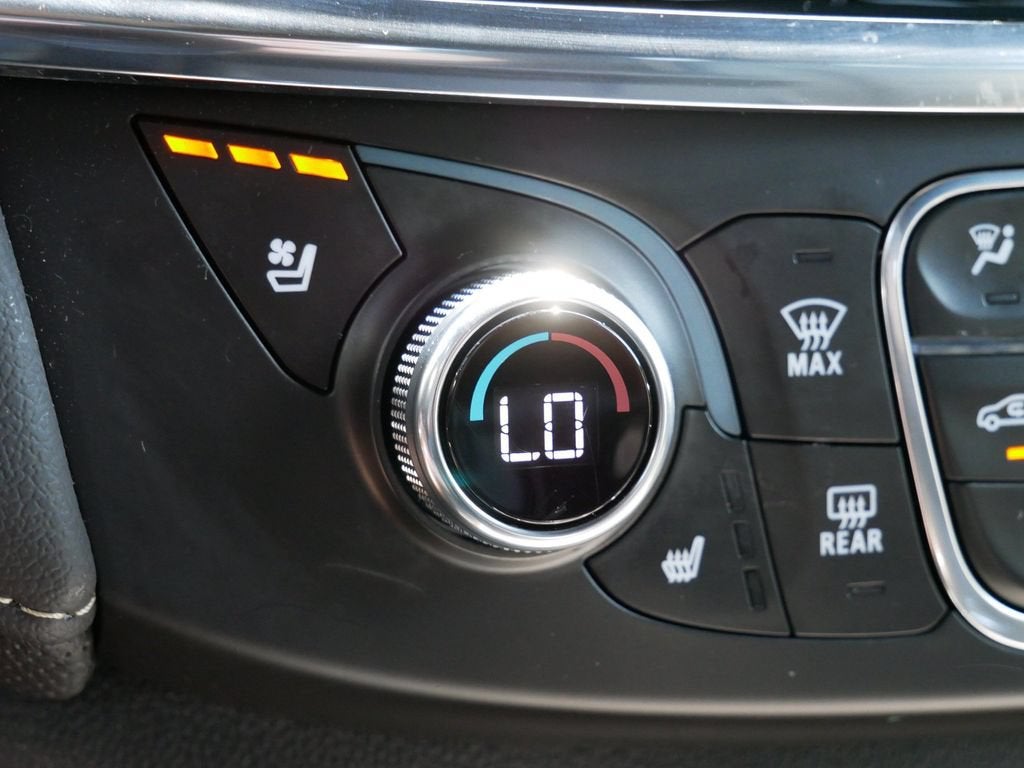 2022 Chevrolet Traverse Premier