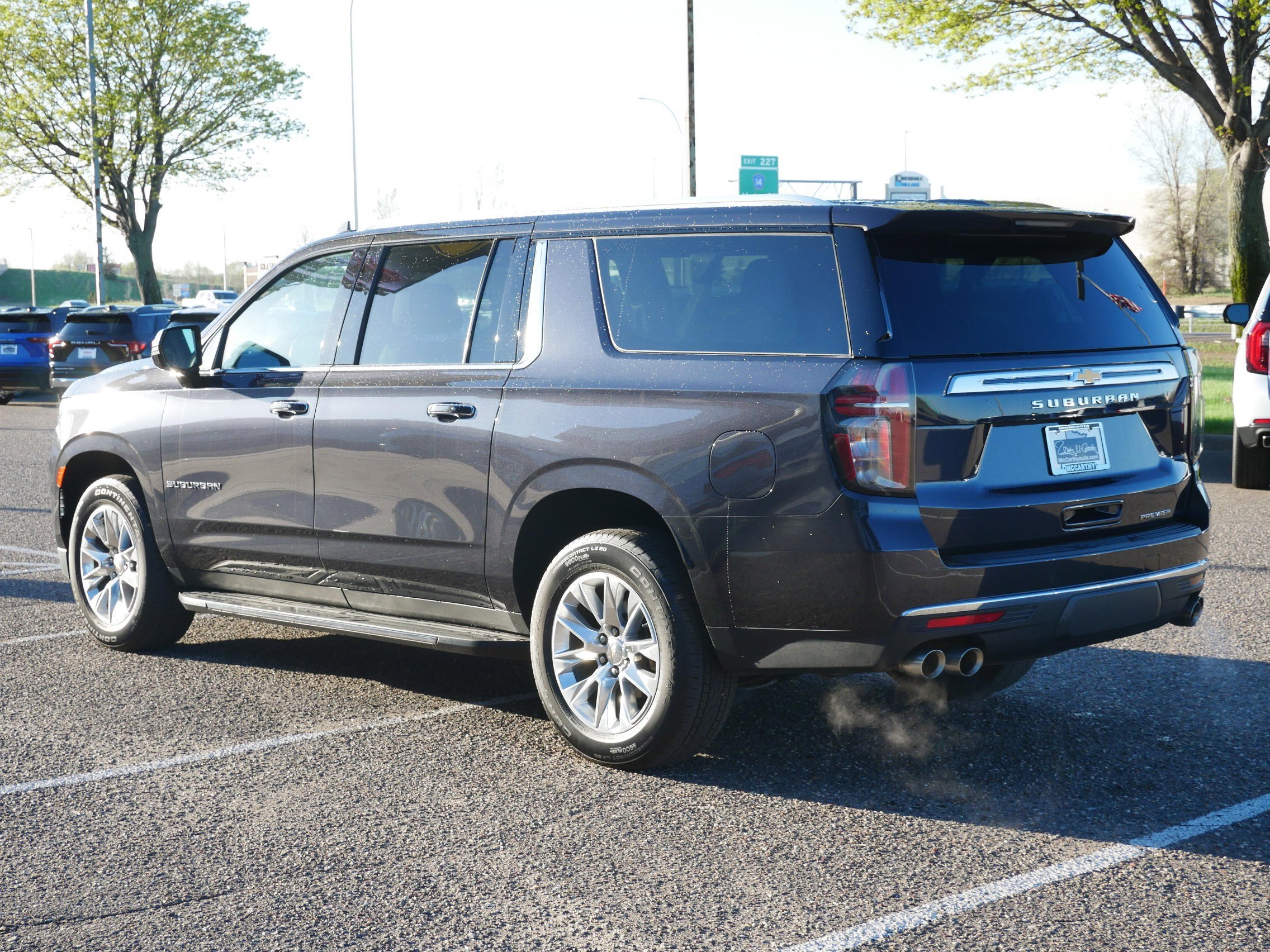2023 Chevrolet Suburban Premier