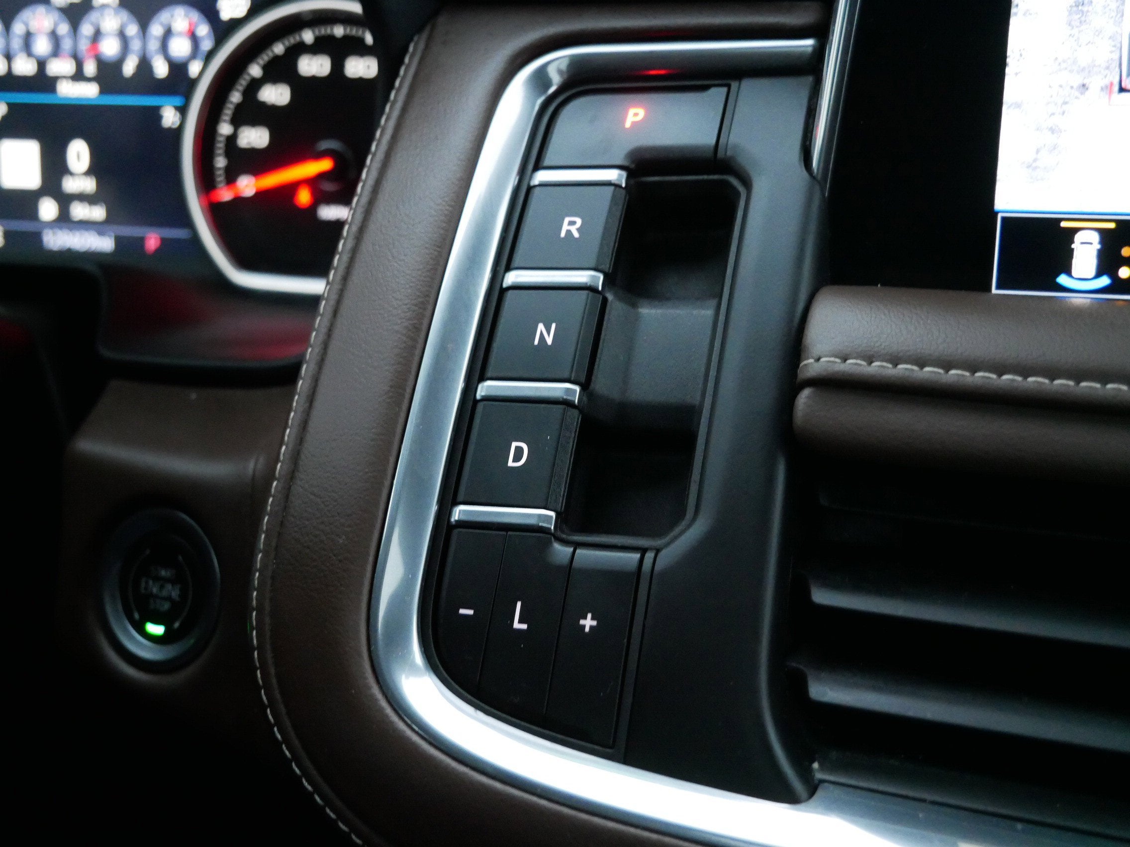 2021 Chevrolet Suburban High Country