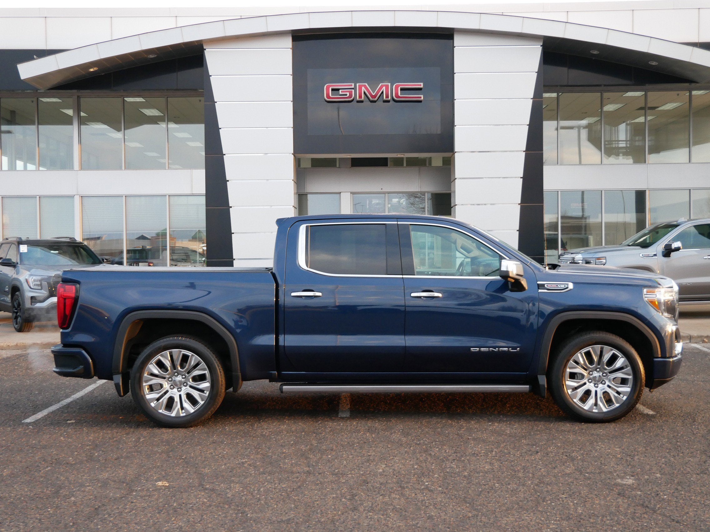Used 2020 GMC Sierra 1500 Denali Denali with VIN 1GTU9FEL3LZ162475 for sale in Minneapolis, Minnesota
