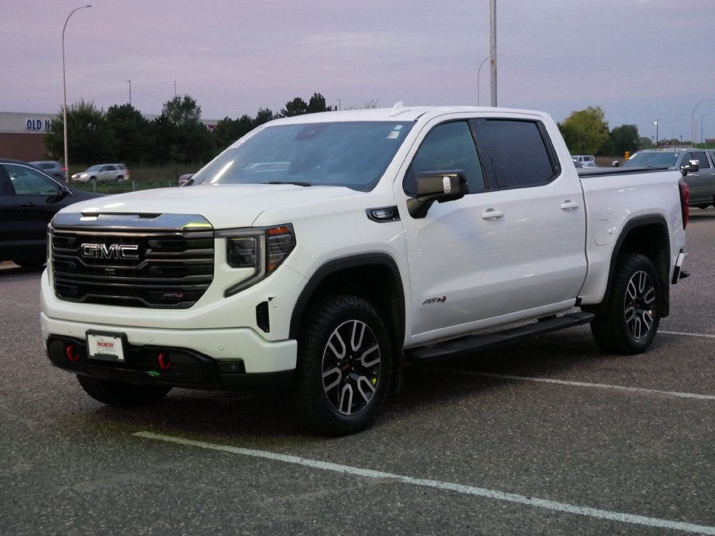 2023 GMC Sierra 1500 AT4