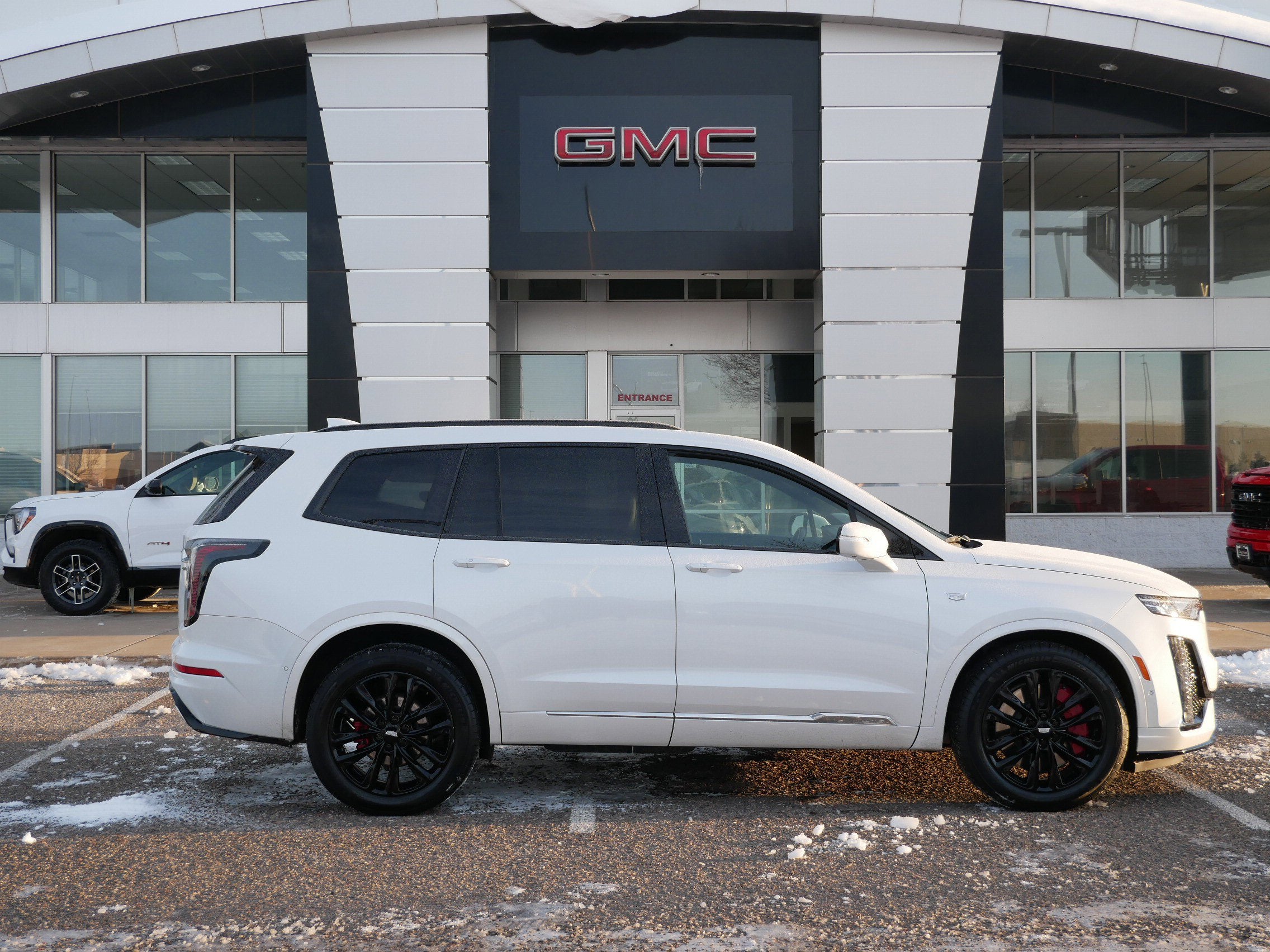 Used 2023 Cadillac XT6 Sport with VIN 1GYKPHRS9PZ100430 for sale in Minneapolis, Minnesota