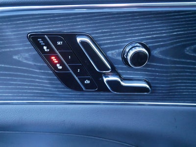 2024 Cadillac LYRIQ Luxury 1