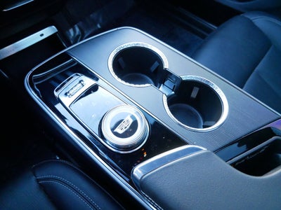 2024 Cadillac LYRIQ Luxury 1