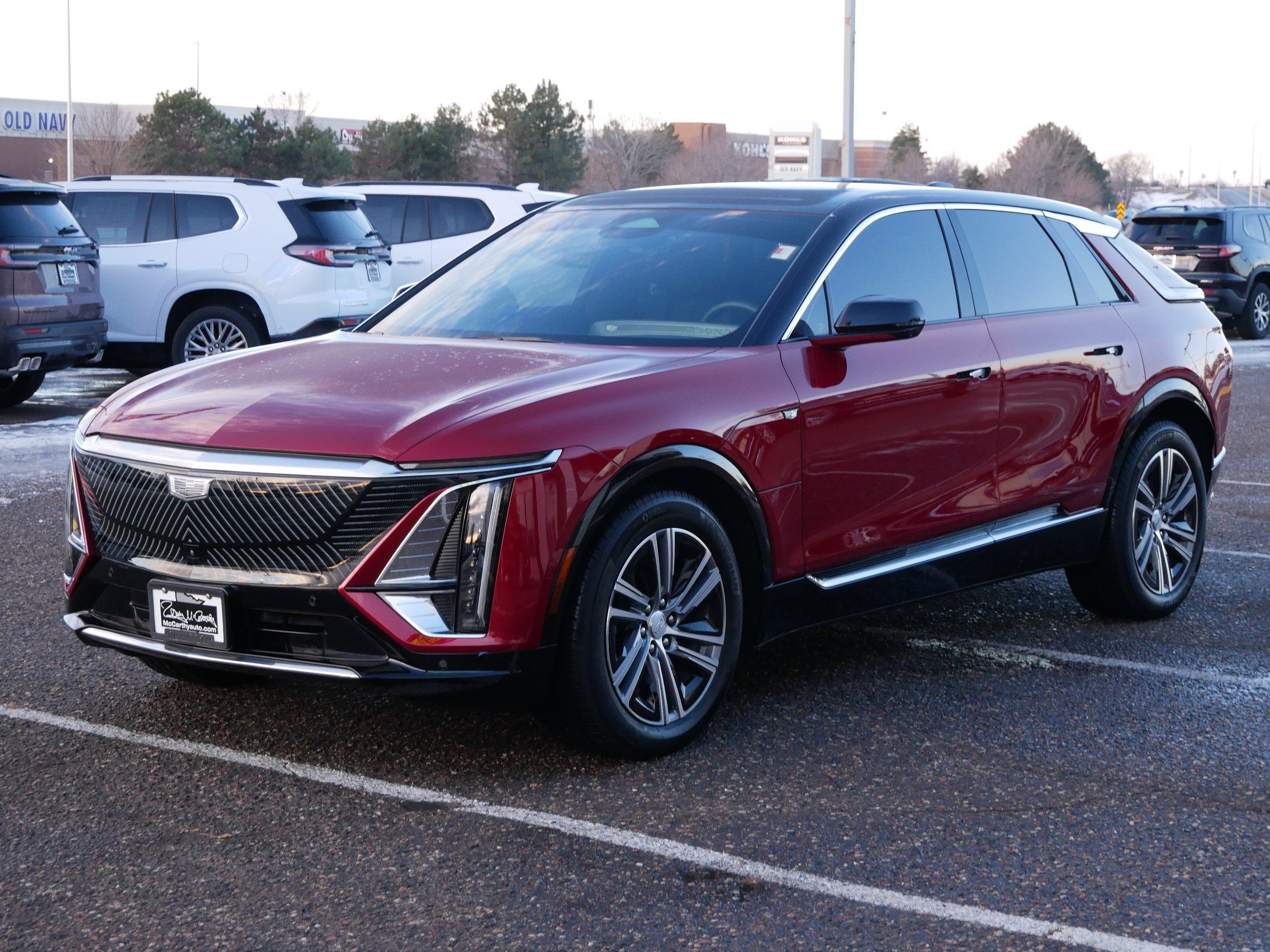 2024 Cadillac LYRIQ Luxury 1