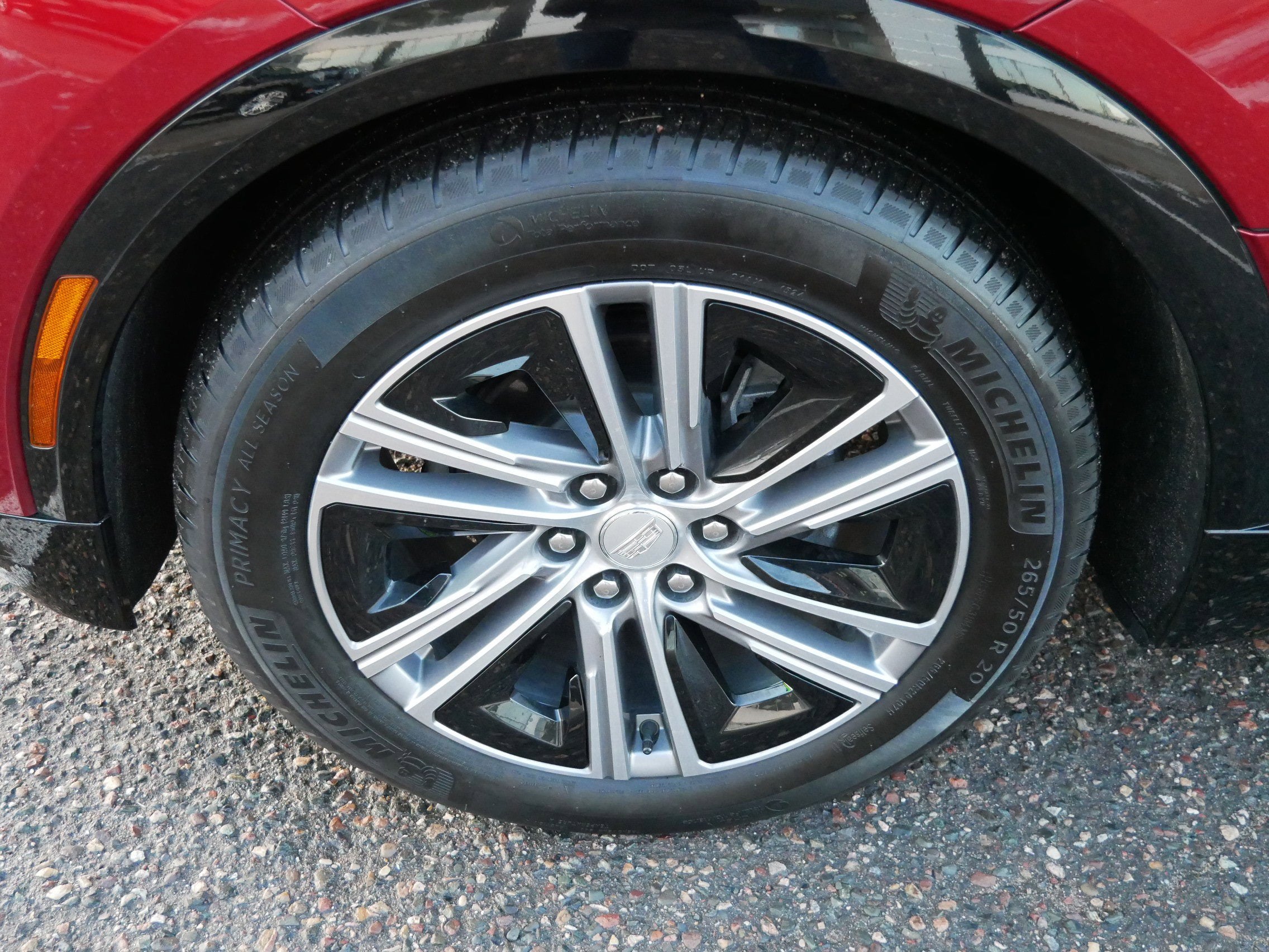 2024 Cadillac LYRIQ Luxury 1