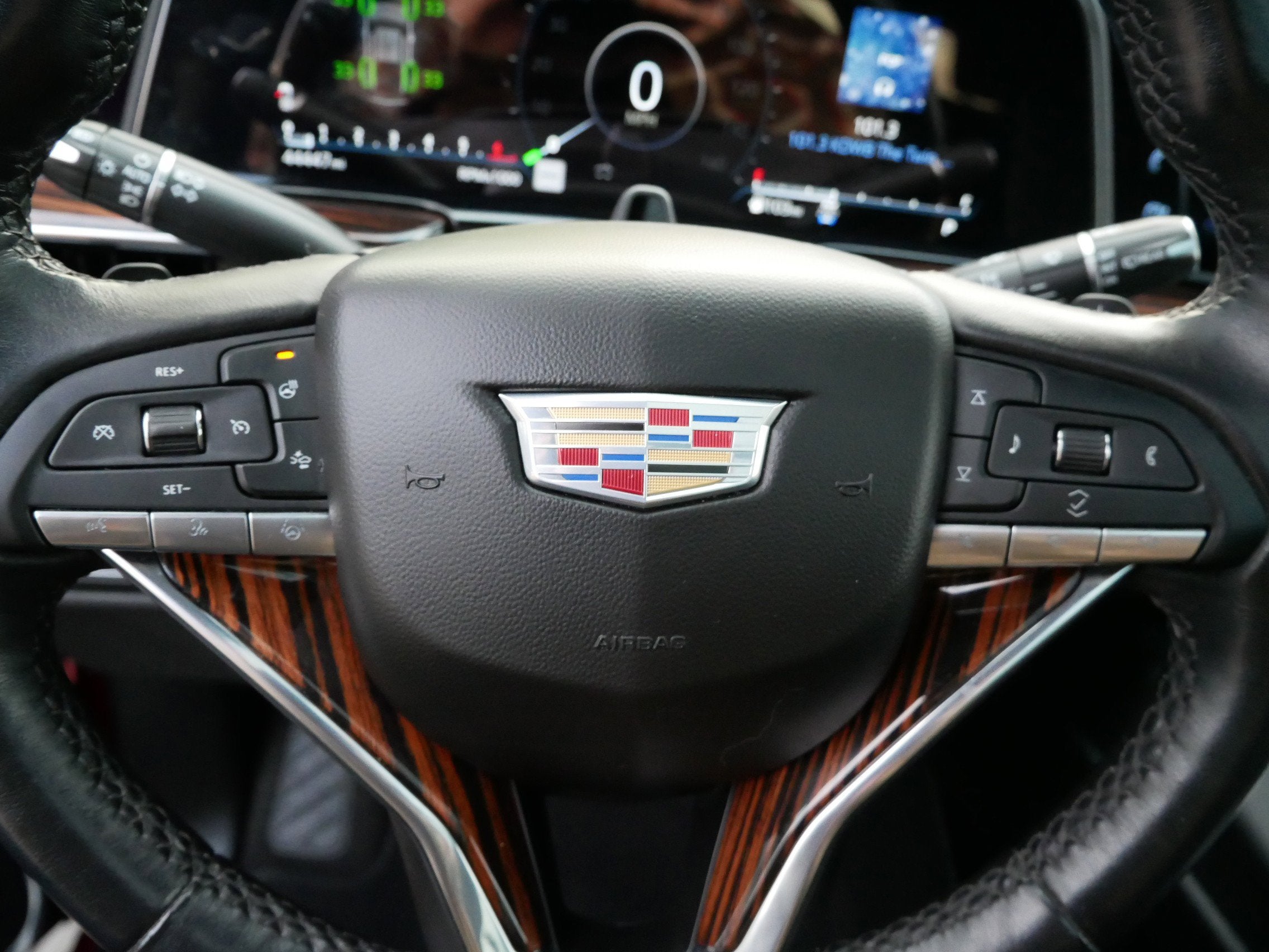 2023 Cadillac Escalade Premium Luxury