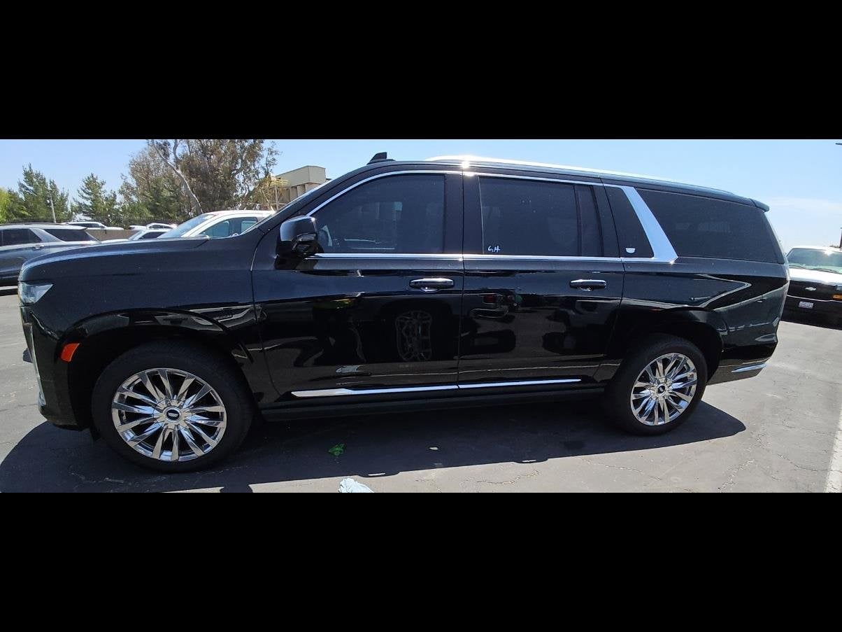 2023 Cadillac Escalade ESV Premium Luxury