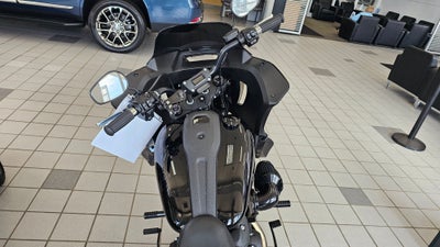 2024 HARLEY DAVIDSON SOFTAIL LOW RID FXLRST
