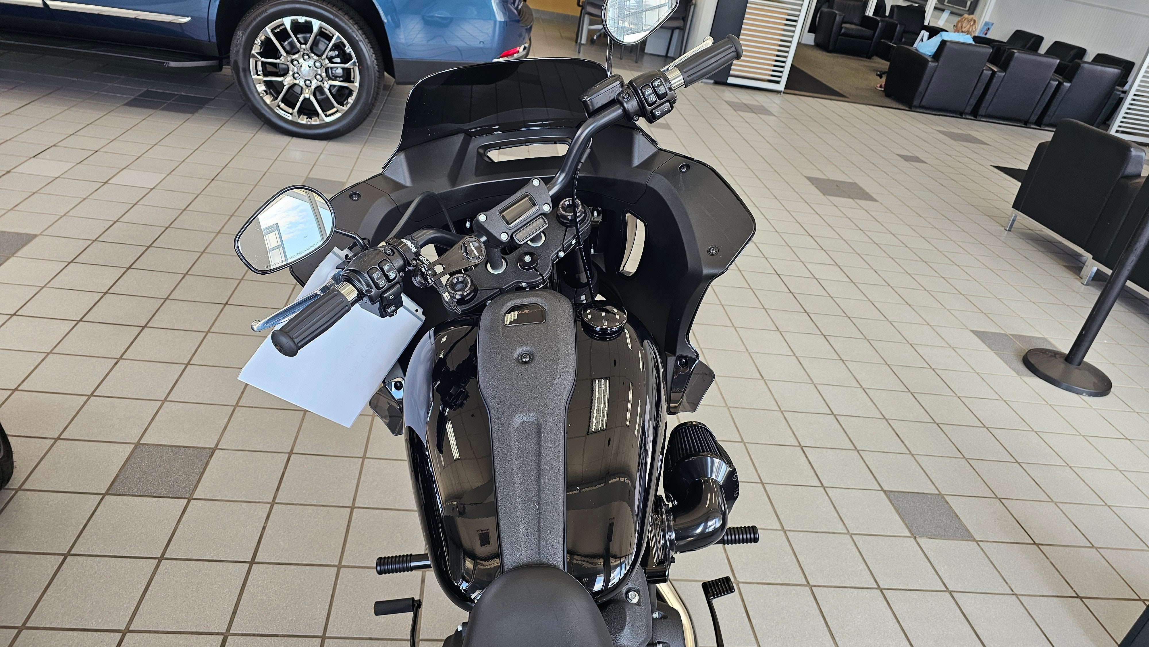 2024 HARLEY DAVIDSON SOFTAIL LOW RID FXLRST