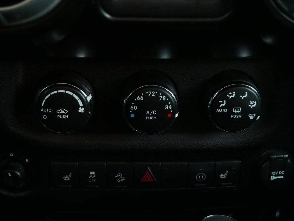 2011 Jeep Wrangler Unlimited Sahara