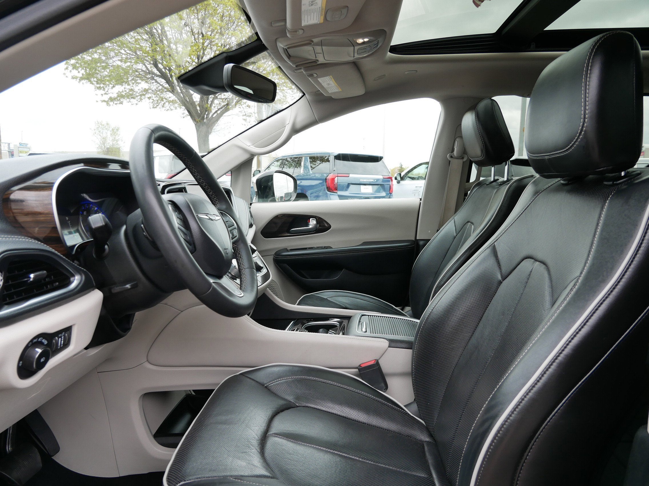 2023 Chrysler Pacifica Limited