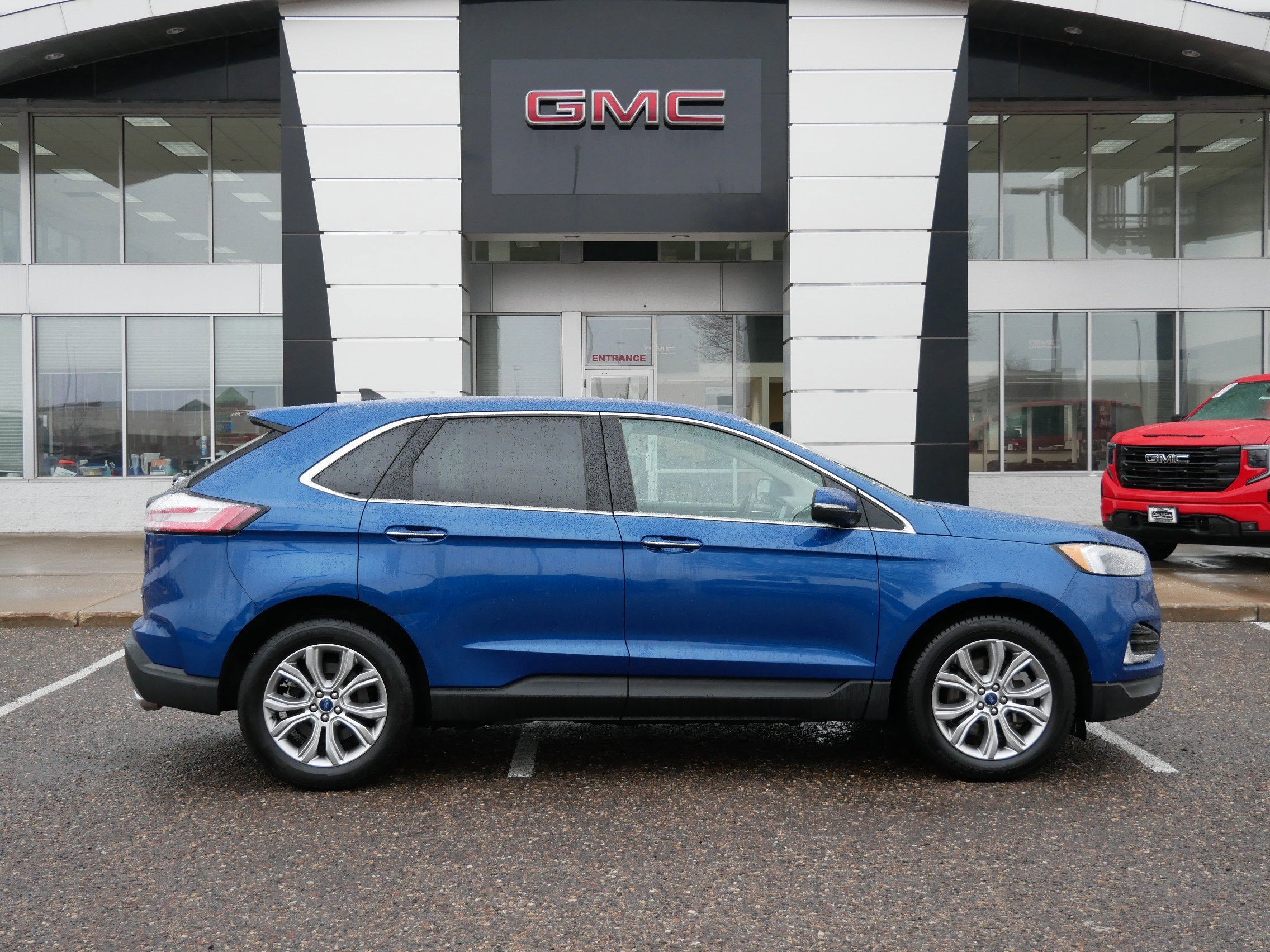 2022 Ford Edge Titanium