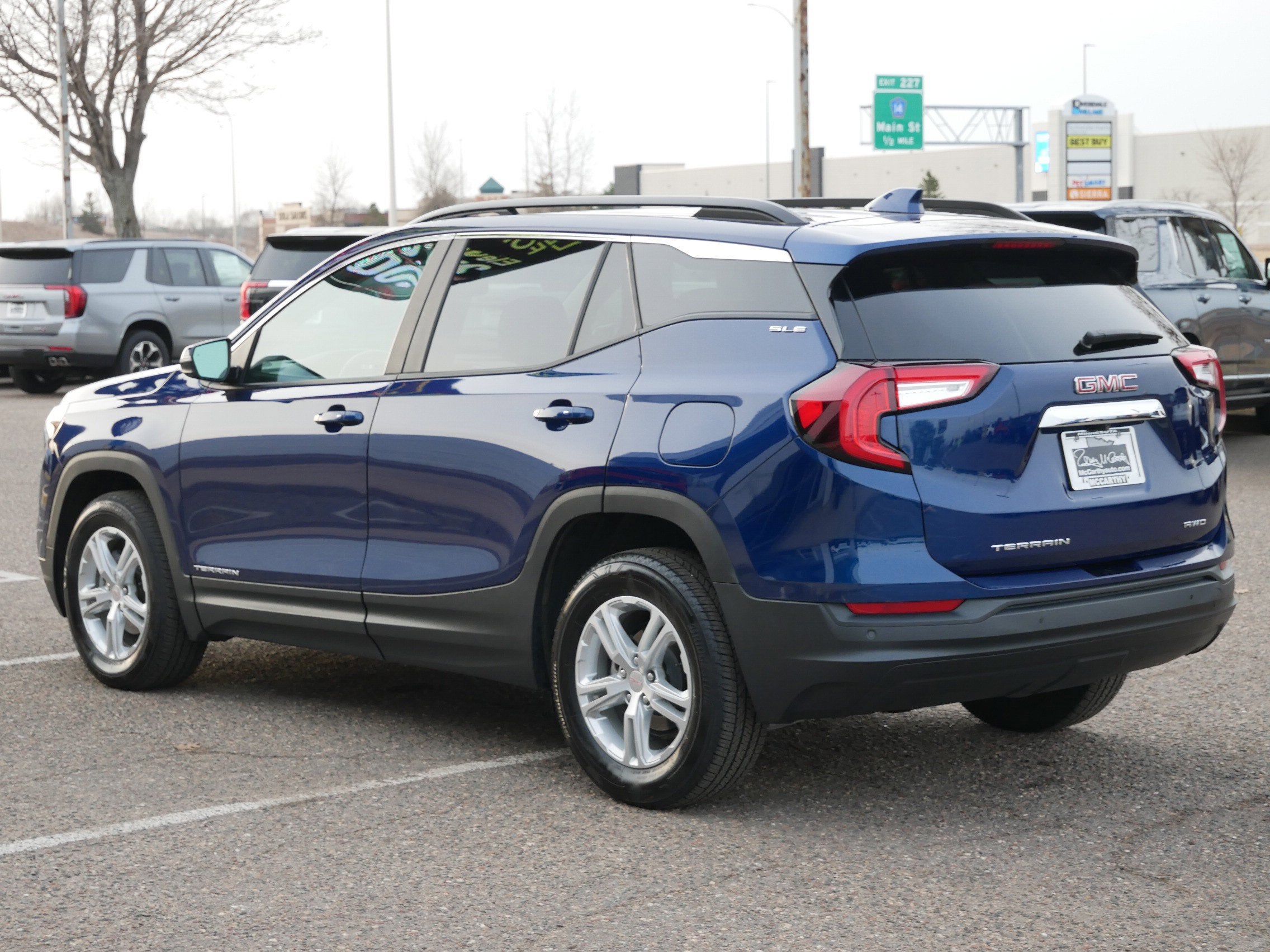 2023 GMC Terrain SLE