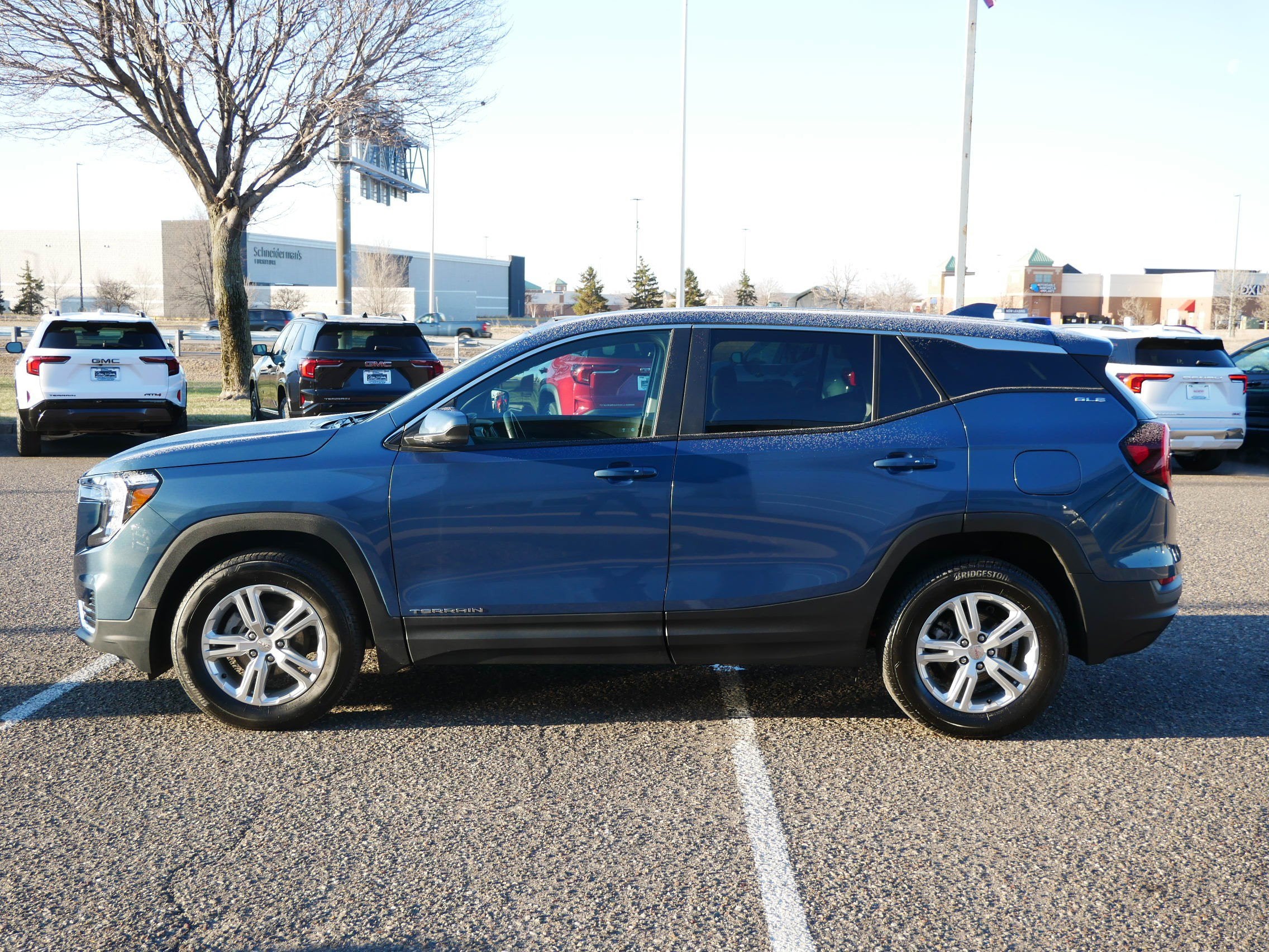 2024 GMC Terrain SLE